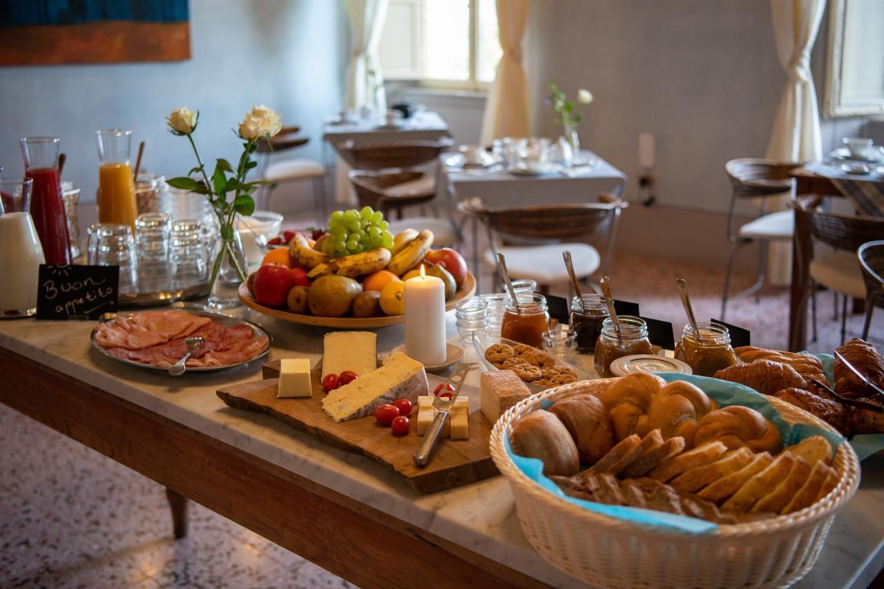 Bed and Breakfast La Fattoria Di Tatti Exterior foto