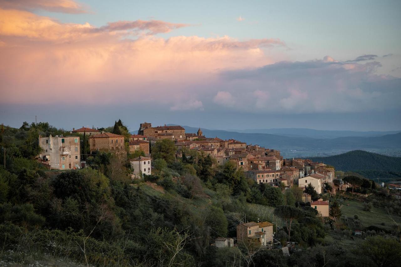 Bed and Breakfast La Fattoria Di Tatti Exterior foto